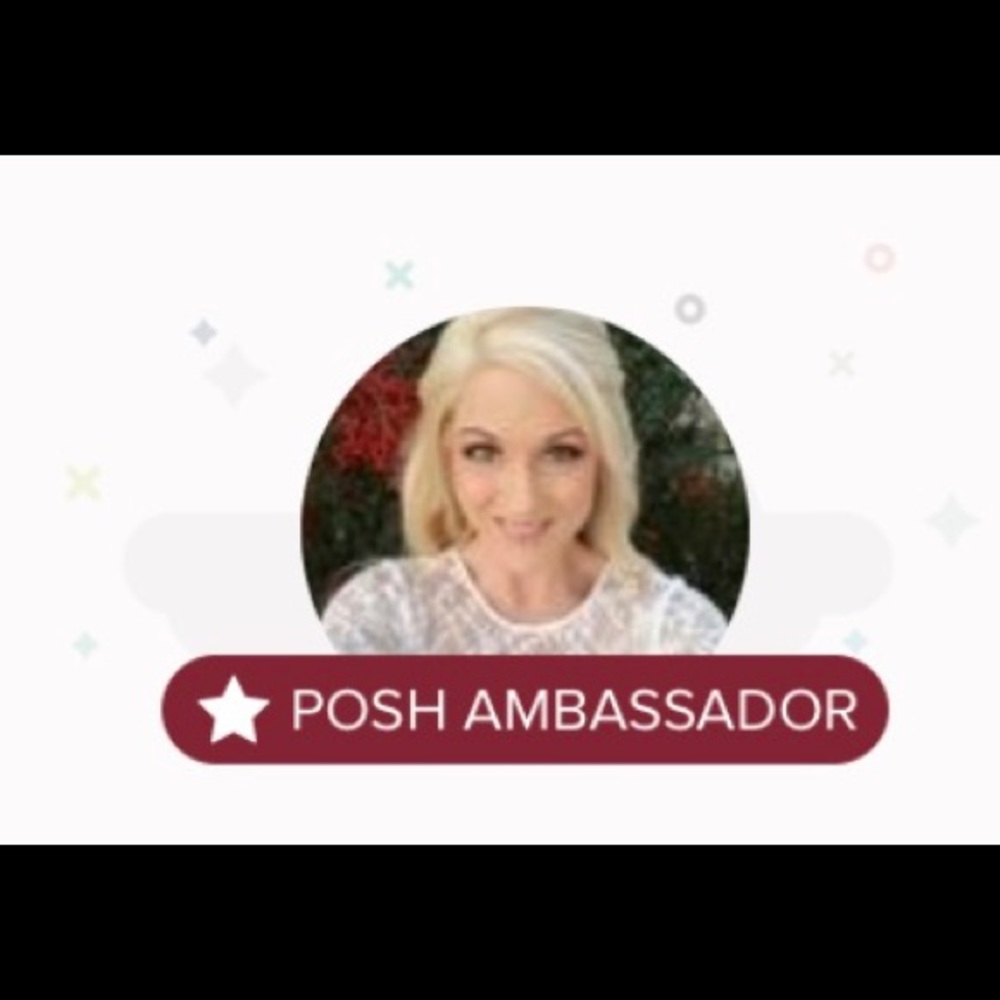✨💕Posh Ambassador💕✨